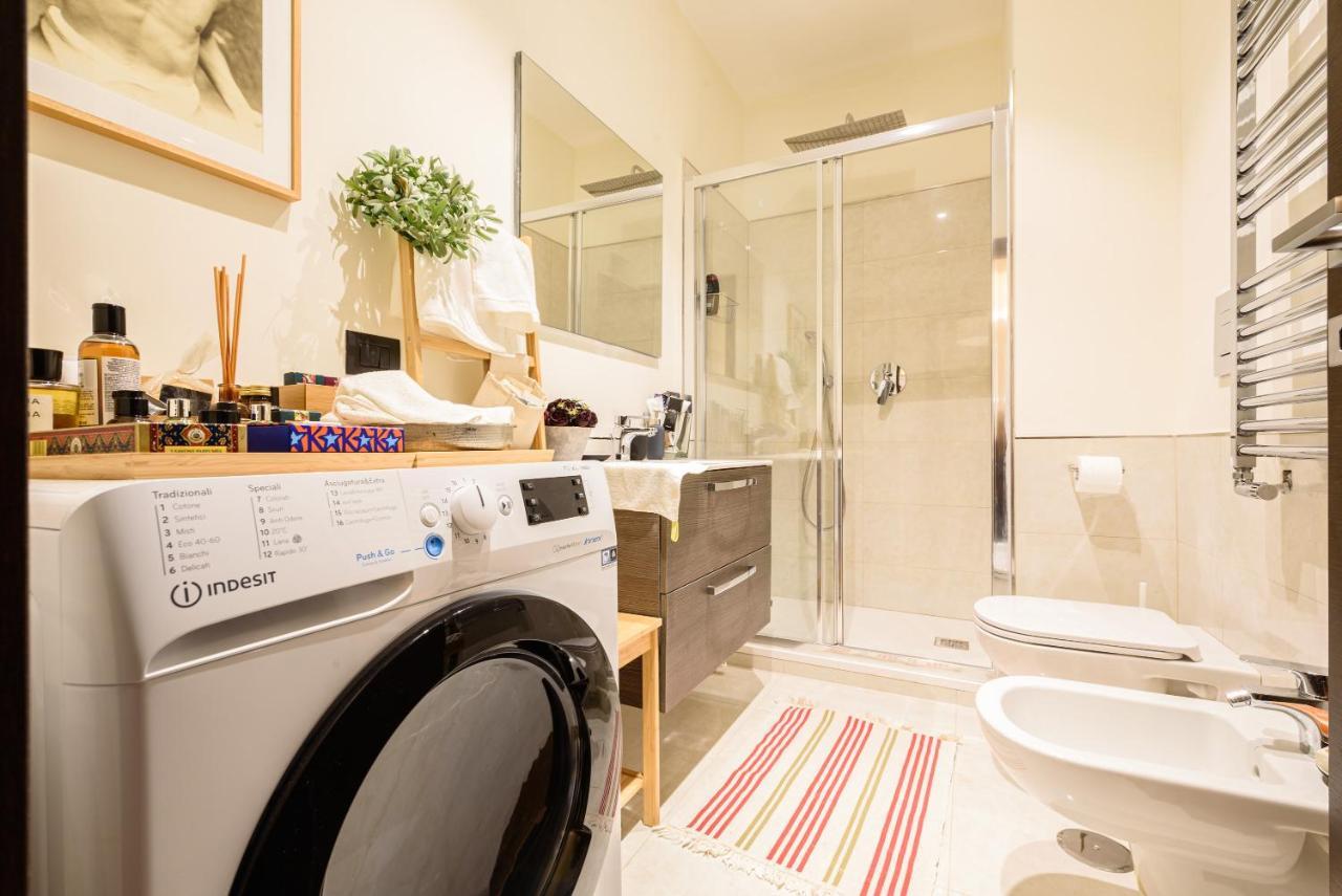 Apt503A Naples Luaran gambar