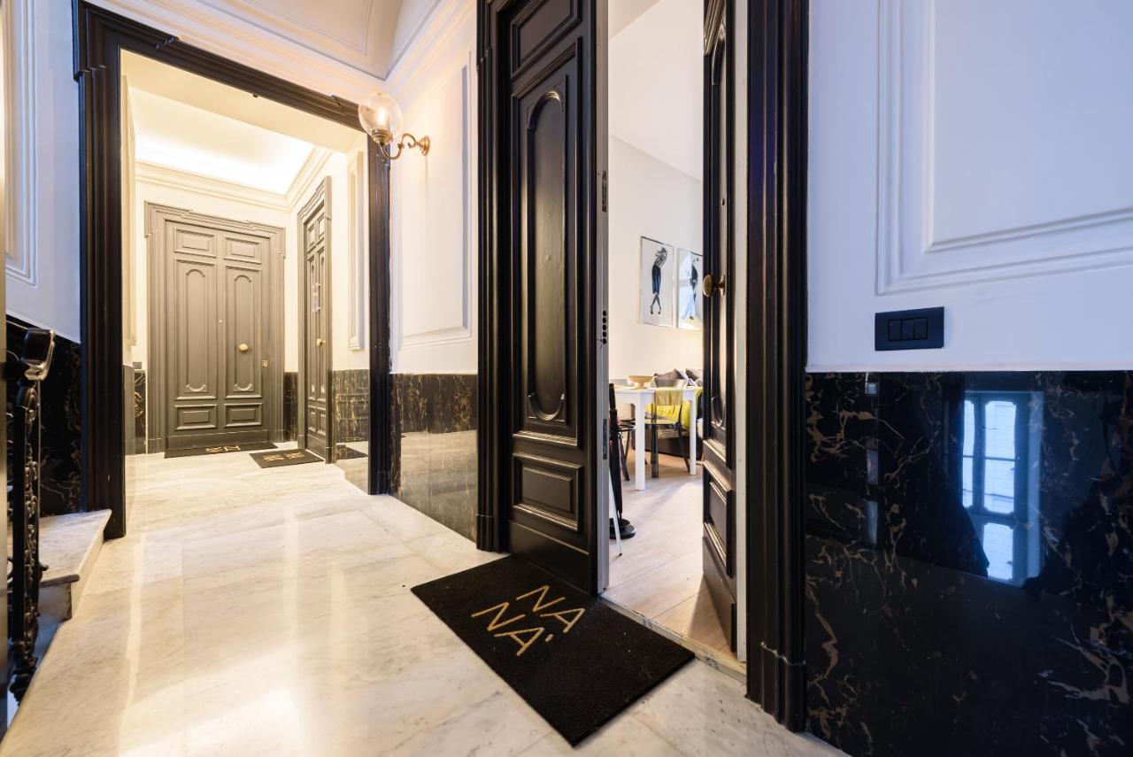 Apt503A Naples Luaran gambar
